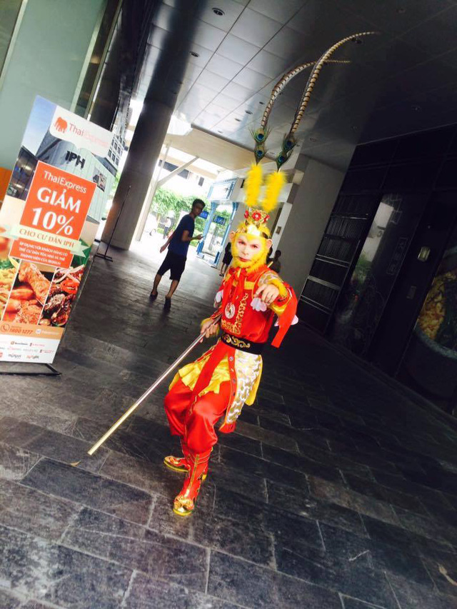 ngo ngang voi loat anh cosplay cuc dep va chat cua chinh nguoi viet