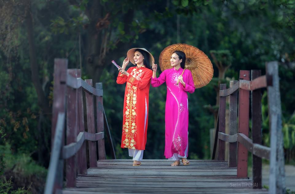 ve dep ta ao dai viet nam qua ong kinh nhiep anh gia nguoi thai lan