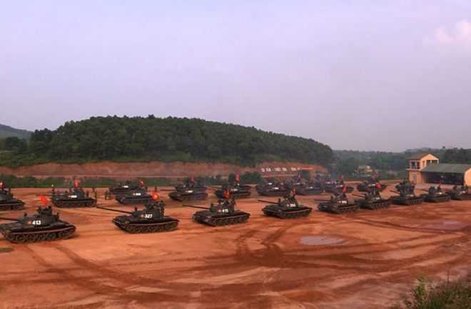 lu doan 202 xe tang bi mat trom va cai ket bat ngo