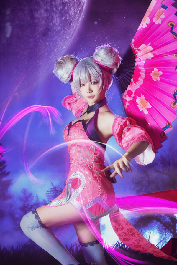 series anh cosplay cuc chat va doc dang chu y trong tuan