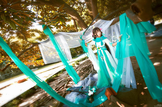 series anh cosplay cuc chat va doc dang chu y trong tuan