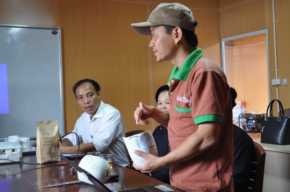 nong dan cao bang gioi thieu san pham sach toi thi truong lon ha noi