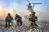 nato dieu quan quy mo lon toi sat bien gioi nga