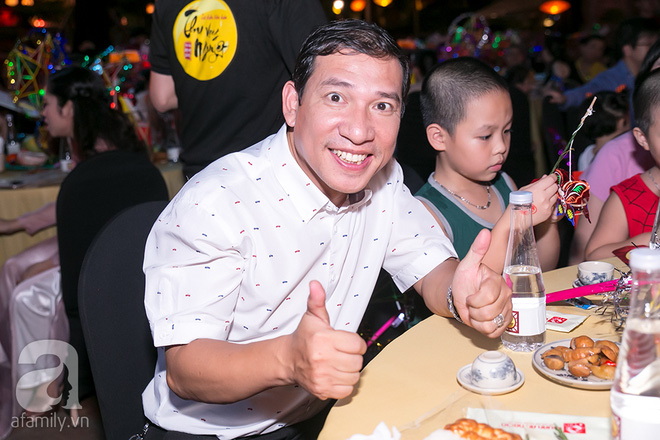 3 nhoc ty nha mc phan anh lon phong phao khi dien ao dai do