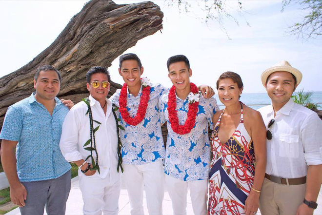 ho vinh khoa khoe anh cuoi ngot ngao voi ban trai