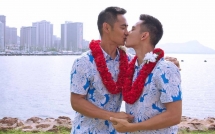 ho vinh khoa khoe anh cuoi ngot ngao voi ban trai