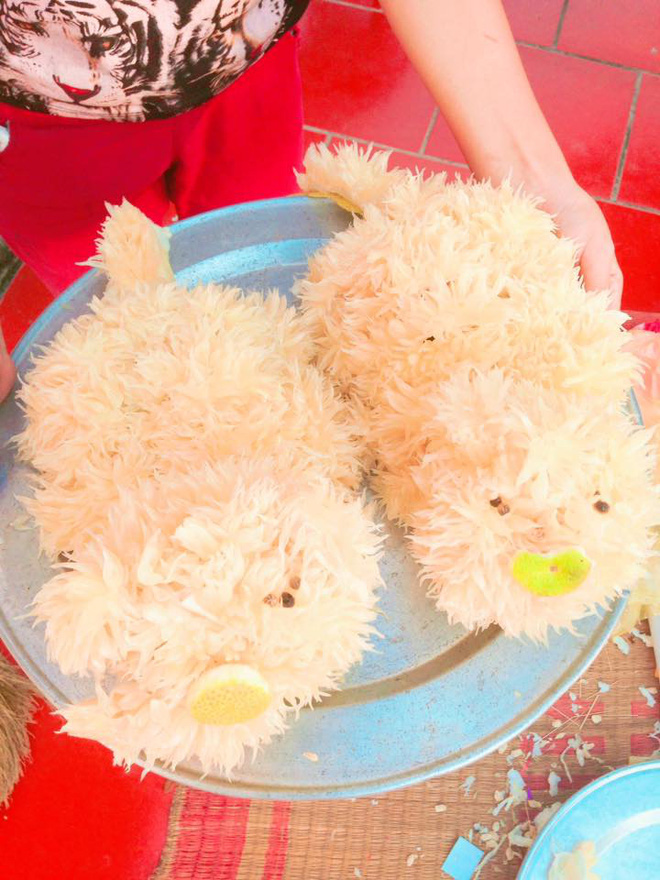 cuoi het hon truoc dung nhan cua 13 chu cho buoi xau mot cach xuat sac