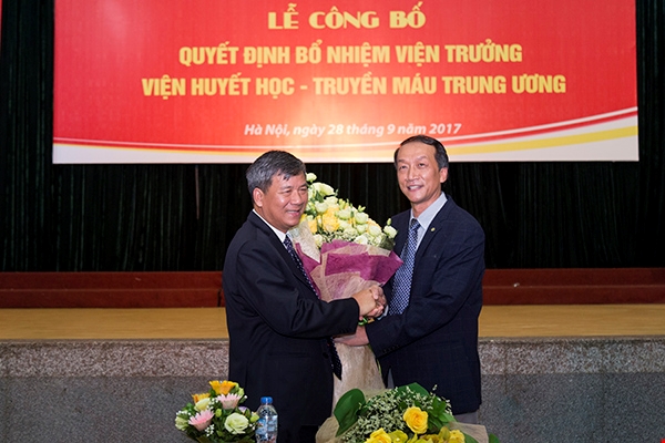 nguo i thay the gs nguye n anh tri la m vie n truo ng vie n huye t ho c truye n ma u tw la ai