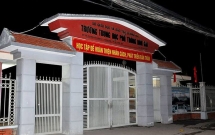 nam sinh quang ninh de lai thu tuyet menh nhay tu tang 5 tu tu