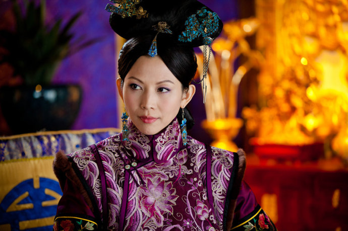 hoa dan tvb thai thieu phan hanh phuc mim cuoi sau nhung nam thang day tui nhuc vi me ruot
