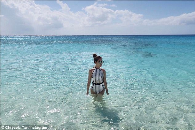 cuoc song xa hoa cua tieu thu xinh dep nha ty phu malaysia gan mot nam ma vi vu toi 16 quoc gia