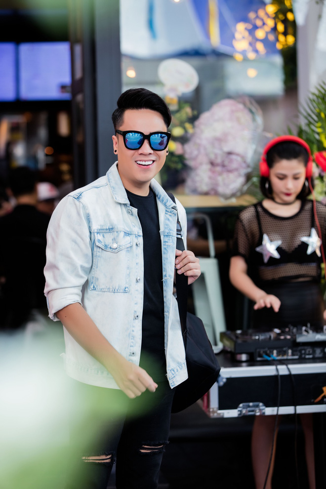 duong hoang yen tinh tu sanh doi ban trai cu sau tuyen bo chia tay