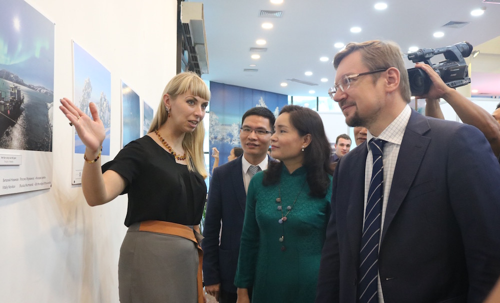 soi dong nhung ngay van hoa nga tai viet nam