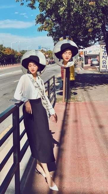 nho xoa cai guong de co buc hinh sang chanh nang tieu thu duoc dan mang giup do hoi qua tay