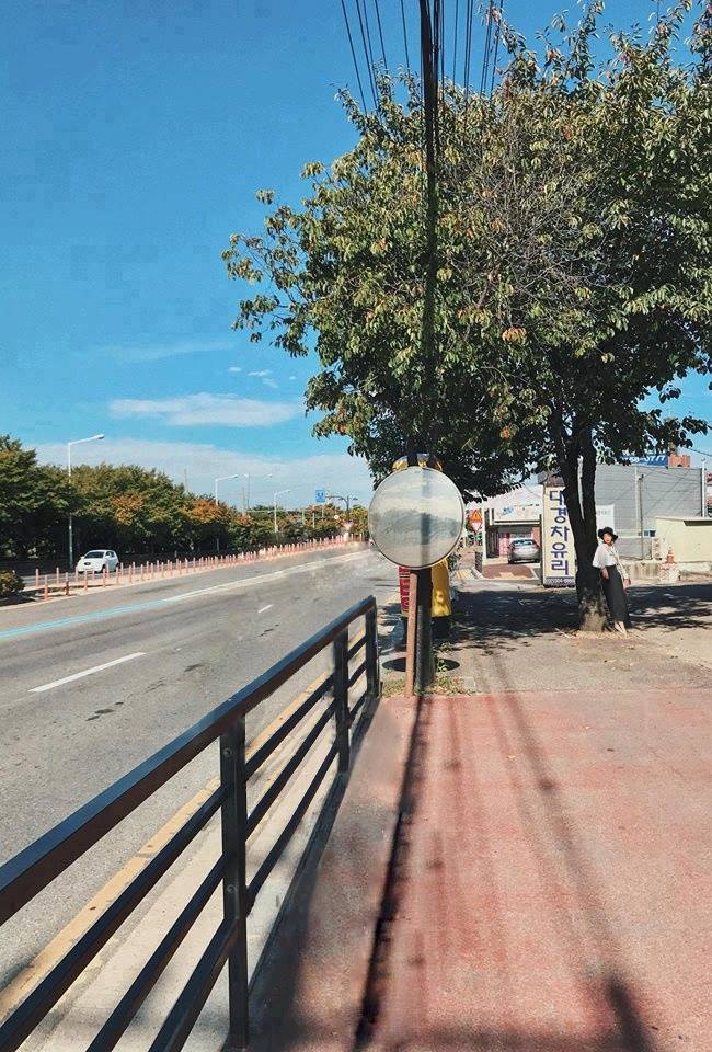 nho xoa cai guong de co buc hinh sang chanh nang tieu thu duoc dan mang giup do hoi qua tay