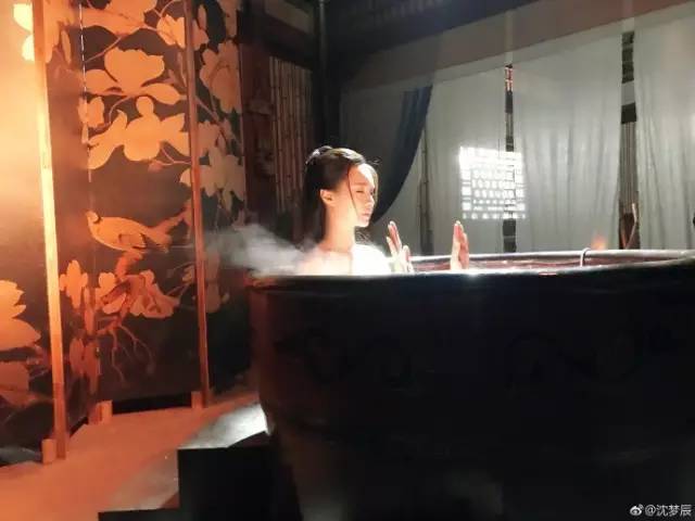 su that hai huoc sau nhung canh nong nhat phim hoa ngu