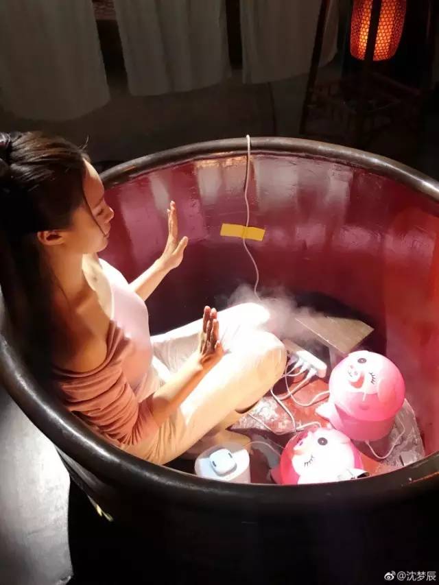 su that hai huoc sau nhung canh nong nhat phim hoa ngu