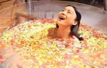 su that hai huoc sau nhung canh nong nhat phim hoa ngu