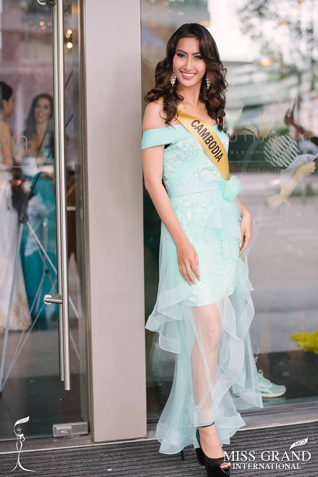 hoa hau hoa binh quoc te tai vn nhieu thi sinh bi che xau tham hoa