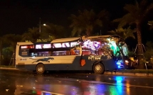 ha no i xe cho kha ch du li ch o san bay no i ba i na t da u sau va cha m vo i xe ta i