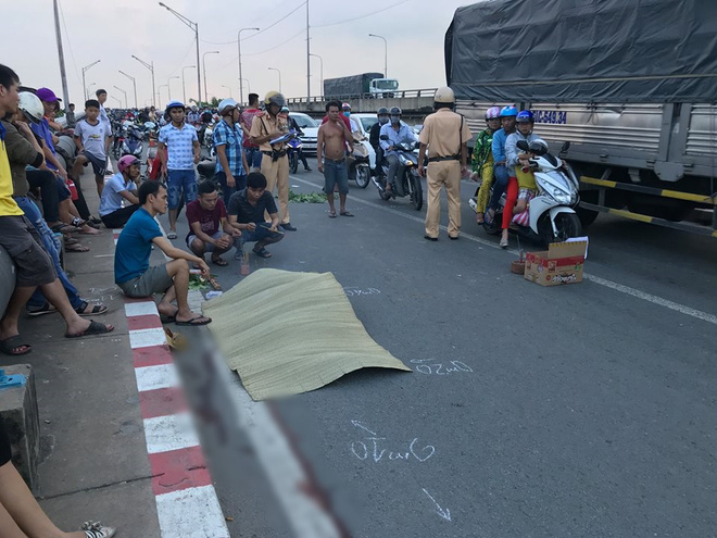 tphcm va vao thanh cau binh phuoc 1 nguoi dan ong truot dai tu vong tai cho