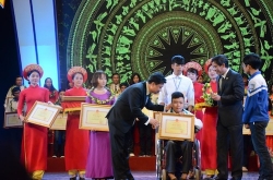 tuyen duong 129 tam guong nha giao hoc sinh tieu bieu ca nuoc