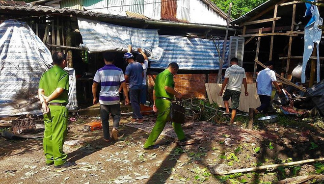 ca mau con dau 21 tuoi cung con gai 3 tuoi va bo chong tu vong sau tieng no kinh hoang