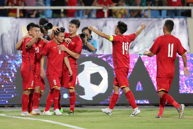 tuyen viet nam du aff cup 2018 he lo danh sach khung tu hlv park hang seo