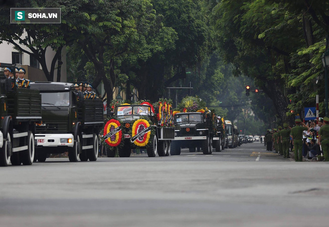 loai xe hoan toan moi xuat hien trong doan xe cho linh cuu chu tich nuoc tran dai quang