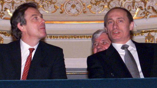 cuu giam doc mi6 tuyen bo rat hoi han vi da giup dua ong putin den dinh cao quyen luc