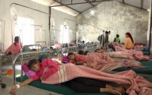 ha giang 150 hoc sinh co bieu hien chong mat buon non sau khi an sang