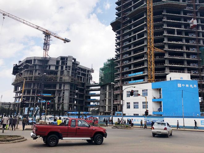 than phan cong nhan ban xu tai cong xuong lam thue cho trung quoc o chau phi