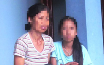 be gai nghi bi ong lao hang xom goi vao xem tivi roi ham hiep