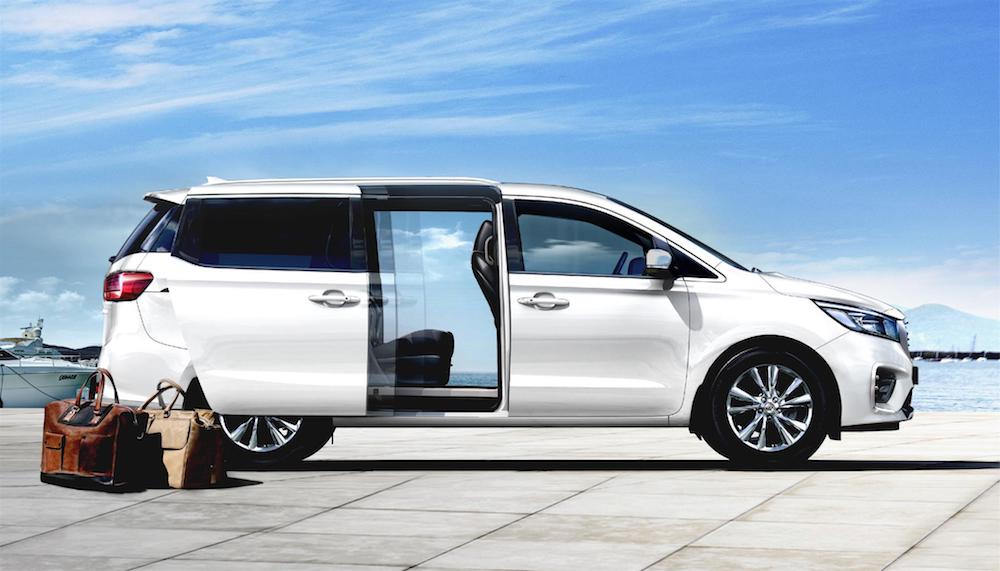 kia sedona moi truoc gio ra mat tai viet nam