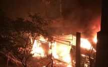 ha noi dang ngon giac nguoi dan hot hoang phat hien dam chay du doi tai chua lang