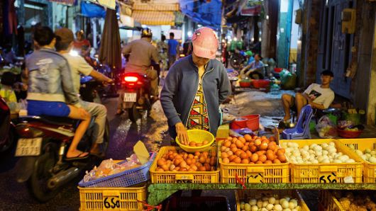 tu binh luan khong phai ngau nhien samsung dau tu hon 17 ty usd vao viet nam den ly le ve thoi van moi cua nuoc ta giua luc trade war nong bong cua smcp