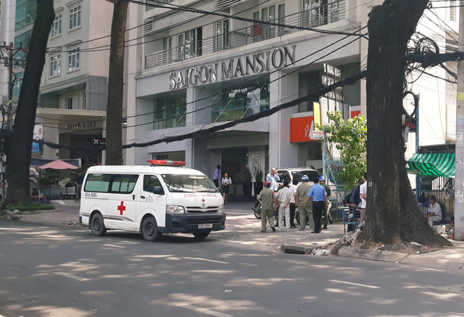 co gai 19 tuoi tu vong sau khi roi tu toa nha cao tang o trung tam sai gon