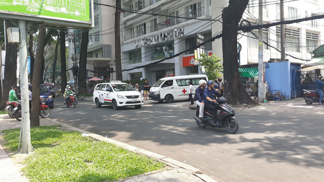 co gai tre 19 tuoi chet thuong tam khi roi tu toa nha cao tang o sai gon xuong dat