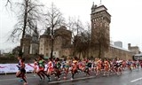 hai vdv tu vong sau khi can dich tai giai cardiff half marathon 2018