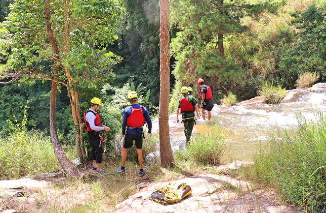 lam dong kiem tra toan bo tai thac datanla de nghi bo nac nhay tu do cao 11m sau tai nan khien du khach han quoc tu vong