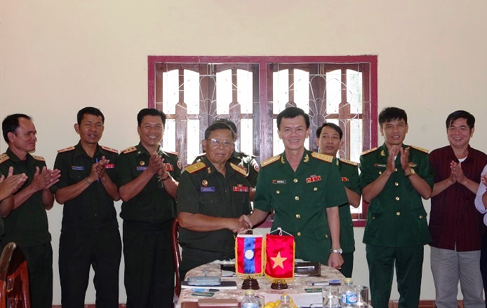 hoi dam thuong nien ve cong tac quy tap hai cot liet si quan tinh nguyen hy sinh tai lao