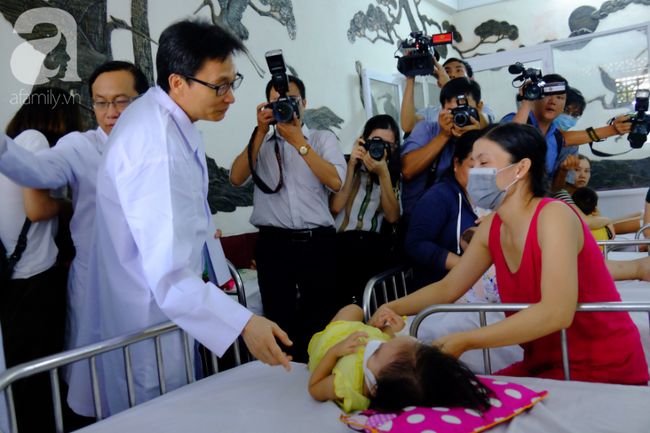 benh tay chan mieng phia nam len gan 50000 ca bo truong y te tuc toc vao tphcm benh vien nhi mo phong dac biet