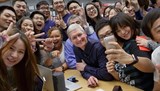 Cứu vãn doanh số bán hàng của iPhone, Tim Cook thân chinh đến Trung Quốc