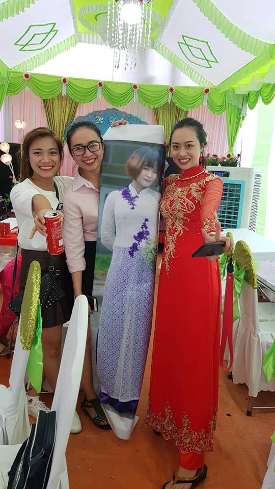 vi khach moi dac biet trong dam cuoi vua nhin da thay ngac nhien thich thu