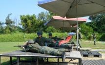 hinh anh gay cuoi binh si dai loan nam dem cao tap ban lai co o tan rong che nang