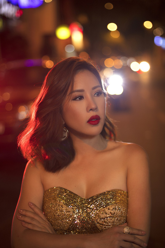 thu hoai khoe vai tran goi cam tiet lo ke hoach dac biet de don tuoi moi