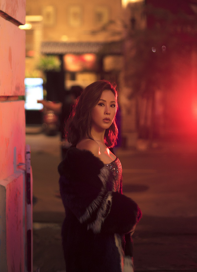 thu hoai khoe vai tran goi cam tiet lo ke hoach dac biet de don tuoi moi
