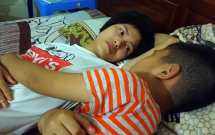 ba me don than ung thu giai doan cuoi gianh giat su song tung ngay mong duoc om con trong long moi dem