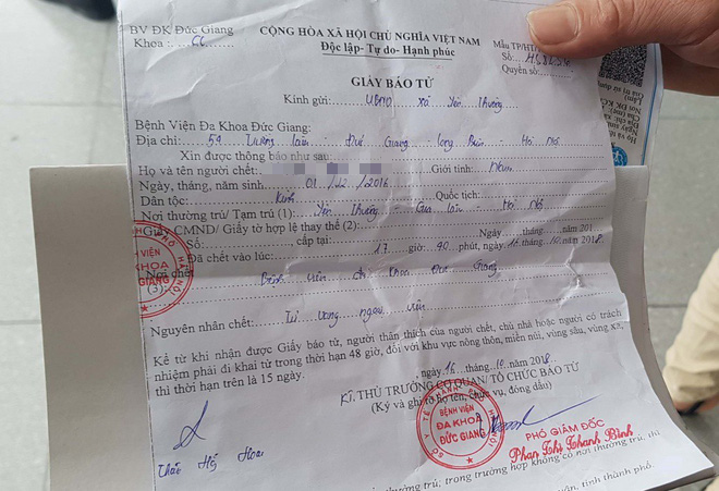 vu be 2 tuoi tu vong sau truyen dich 3 nam truoc chau thu 2 cua gia dinh cung mat sau khi dieu tri tieu chay o phong kham tu
