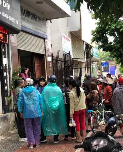 vu be 2 tuoi tu vong sau truyen dich 3 nam truoc chau thu 2 cua gia dinh cung mat sau khi dieu tri tieu chay o phong kham tu